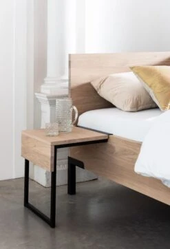 Nachttisch Balance Clear II